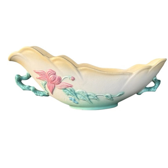 Hull Pottery Window Planter—Immaculate! Collectors, see the “W”! - Picture 2 of 4